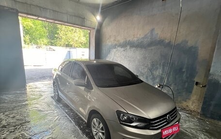 Volkswagen Polo VI (EU Market), 2017 год, 1 049 000 рублей, 1 фотография