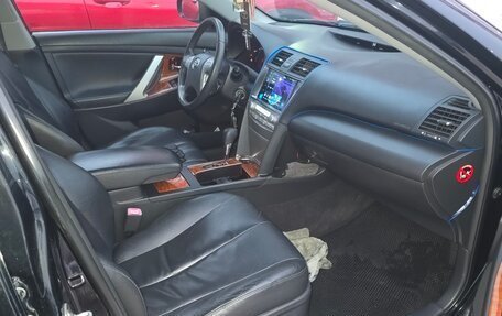 Toyota Camry, 2010 год, 1 300 000 рублей, 7 фотография