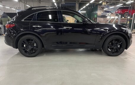 Infiniti QX70, 2014 год, 2 100 000 рублей, 3 фотография