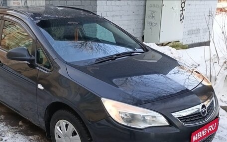 Opel Astra J, 2012 год, 650 000 рублей, 1 фотография