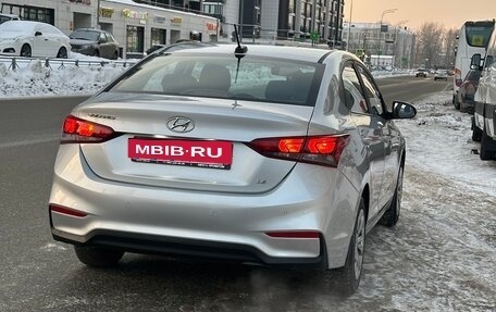 Hyundai Solaris II рестайлинг, 2017 год, 1 270 000 рублей, 2 фотография