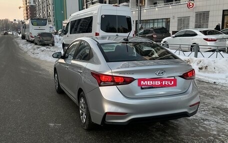 Hyundai Solaris II рестайлинг, 2017 год, 1 270 000 рублей, 3 фотография