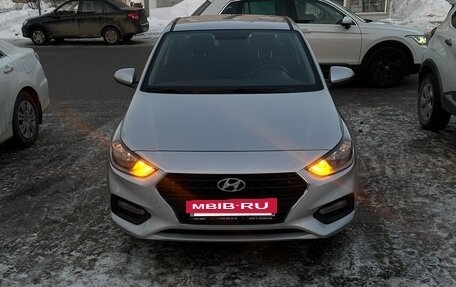 Hyundai Solaris II рестайлинг, 2017 год, 1 270 000 рублей, 8 фотография