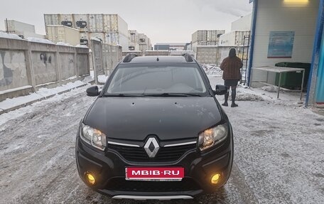 Renault Sandero II рестайлинг, 2016 год, 700 000 рублей, 1 фотография