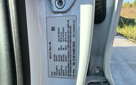 Tesla Model 3 I, 2022 год, 1 995 000 рублей, 2 фотография