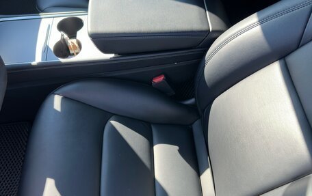 Tesla Model 3 I, 2022 год, 1 995 000 рублей, 4 фотография