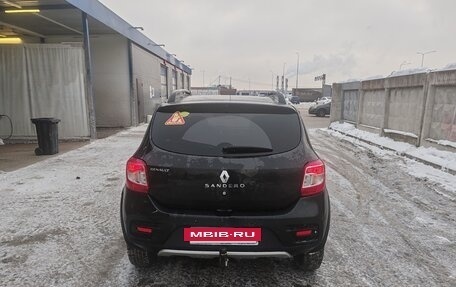Renault Sandero II рестайлинг, 2016 год, 700 000 рублей, 3 фотография