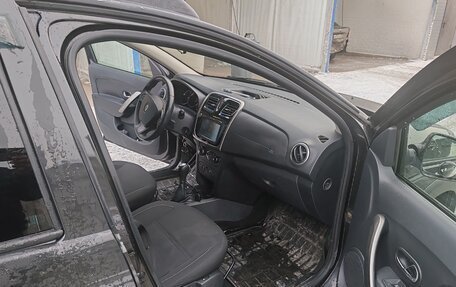 Renault Sandero II рестайлинг, 2016 год, 700 000 рублей, 7 фотография