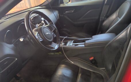 Jaguar F-Pace, 2018 год, 3 439 950 рублей, 12 фотография