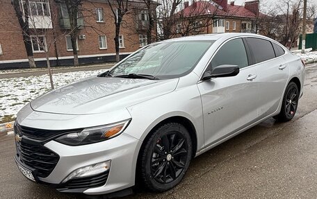 Chevrolet Malibu IX, 2020 год, 1 900 000 рублей, 2 фотография
