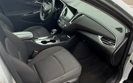 Chevrolet Malibu IX, 2020 год, 1 900 000 рублей, 12 фотография