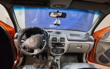 Renault Symbol I, 2005 год, 180 000 рублей, 3 фотография