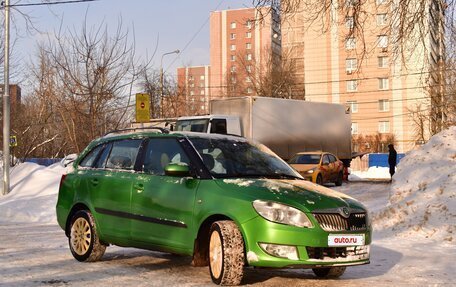 Skoda Fabia II, 2011 год, 777 000 рублей, 2 фотография