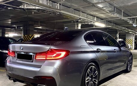 BMW 5 серия, 2019 год, 2 990 000 рублей, 6 фотография
