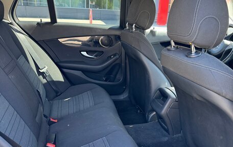 Mercedes-Benz C-Класс, 2016 год, 2 500 000 рублей, 14 фотография