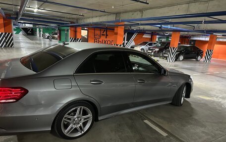 Mercedes-Benz E-Класс, 2013 год, 2 000 000 рублей, 5 фотография