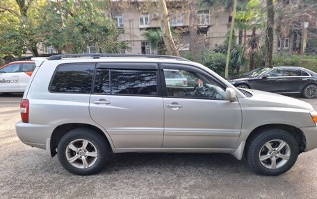 Toyota Highlander III, 2004 год, 832 000 рублей, 3 фотография