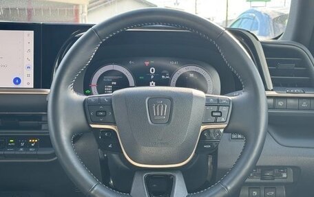 Toyota Crown, 2025 год, 6 190 099 рублей, 12 фотография