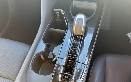 Toyota Crown, 2025 год, 6 190 099 рублей, 15 фотография