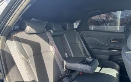 Toyota Crown, 2025 год, 6 190 099 рублей, 25 фотография