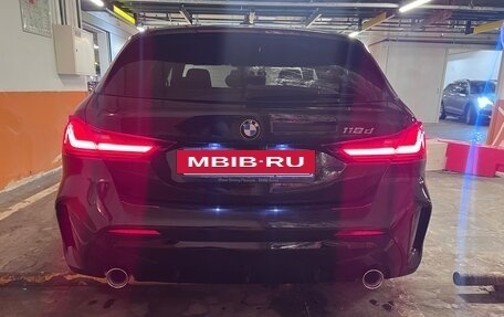 BMW 1 серия, 2020 год, 3 300 000 рублей, 4 фотография