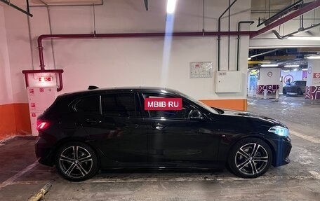 BMW 1 серия, 2020 год, 3 300 000 рублей, 3 фотография