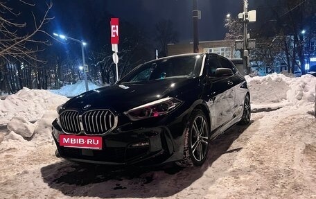 BMW 1 серия, 2020 год, 3 300 000 рублей, 16 фотография