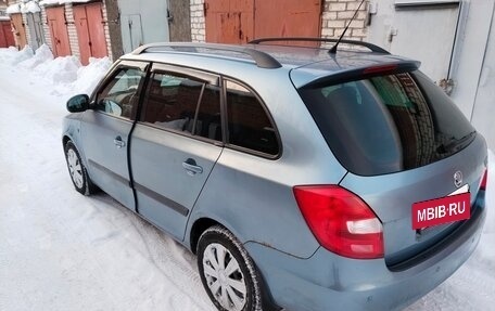 Skoda Fabia II, 2009 год, 350 000 рублей, 4 фотография