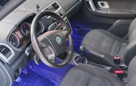 Skoda Fabia II, 2009 год, 350 000 рублей, 13 фотография