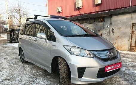 Honda Freed I, 2013 год, 950 000 рублей, 4 фотография