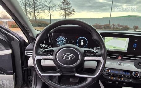 Hyundai Avante, 2021 год, 1 780 000 рублей, 5 фотография