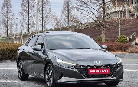 Hyundai Avante, 2021 год, 1 780 000 рублей, 1 фотография