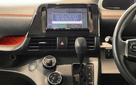 Toyota Sienta II, 2016 год, 1 300 000 рублей, 9 фотография