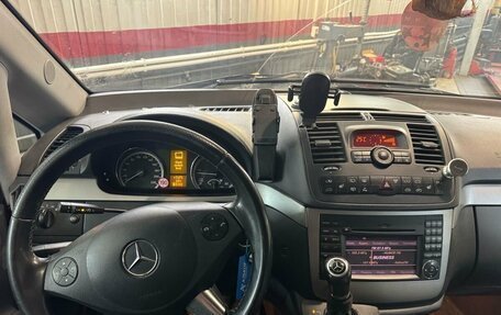 Mercedes-Benz Viano, 2011 год, 1 700 000 рублей, 9 фотография