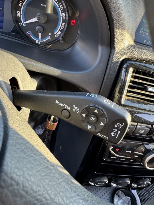 ВАЗ (LADA) Priora I рестайлинг, 2014 год, 560 000 рублей, 11 фотография