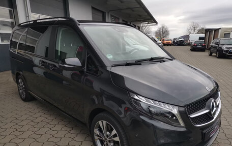 Mercedes-Benz V-Класс, 2023 год, 8 700 000 рублей, 1 фотография