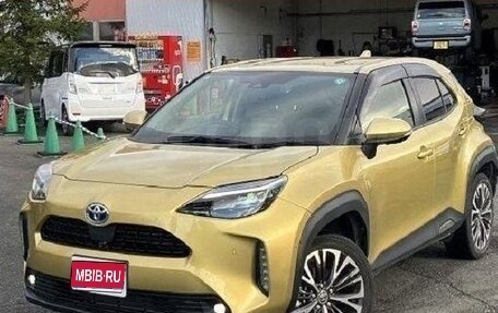 Toyota Yaris Cross, 2023 год, 1 390 000 рублей, 1 фотография