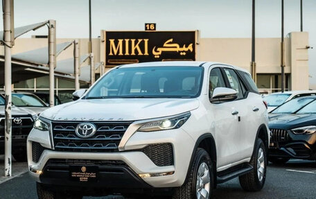 Toyota Fortuner II, 2026 год, 4 680 000 рублей, 1 фотография