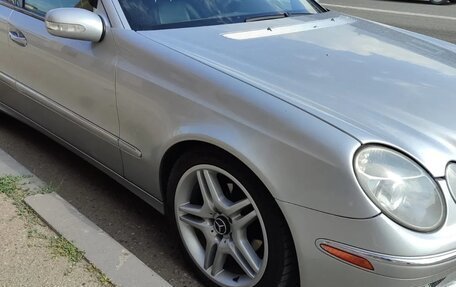 Mercedes-Benz E-Класс, 2004 год, 870 000 рублей, 1 фотография