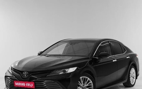Toyota Camry, 2019 год, 2 550 000 рублей, 1 фотография