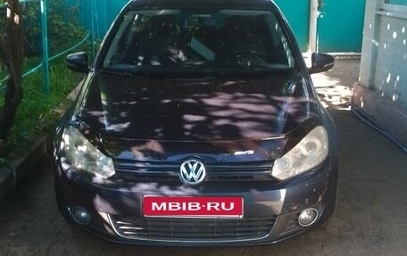 Volkswagen Golf VI, 2011 год, 750 000 рублей, 1 фотография