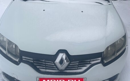 Renault Logan II, 2017 год, 650 000 рублей, 1 фотография