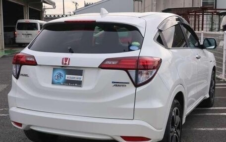 Honda Vezel, 2017 год, 1 195 000 рублей, 4 фотография