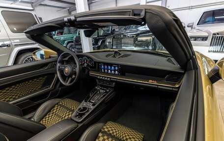 Porsche 911, 2025 год, 38 990 000 рублей, 9 фотография