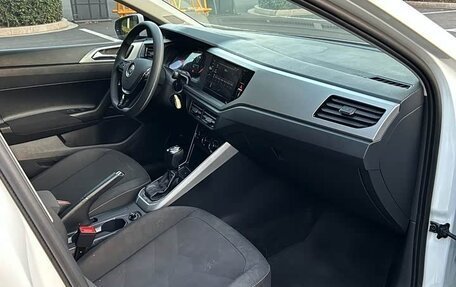 Volkswagen Polo, 2022 год, 1 350 000 рублей, 13 фотография