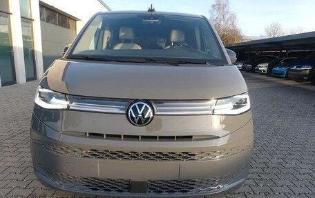 Volkswagen Multivan, 2025 год, 10 490 000 рублей, 2 фотография