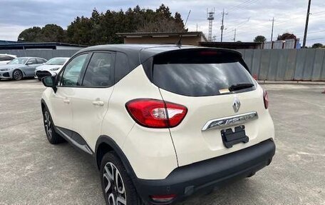 Renault Captur I, 2016 год, 650 000 рублей, 4 фотография