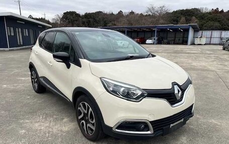 Renault Captur I, 2016 год, 650 000 рублей, 2 фотография