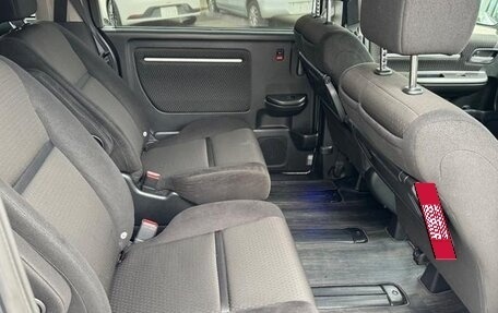 Honda Stepwgn IV, 2021 год, 2 415 000 рублей, 16 фотография