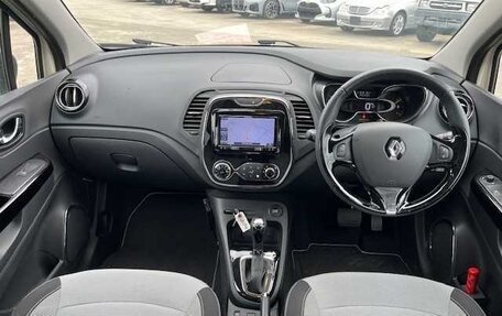 Renault Captur I, 2016 год, 650 000 рублей, 18 фотография